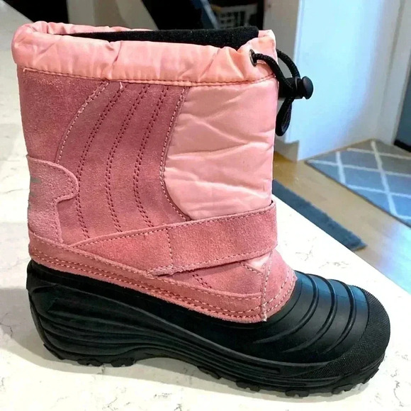 Alpine Design Boots💕 - Picture 3 of 8